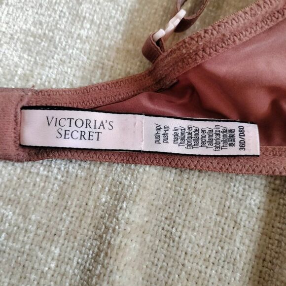 Victoria's Secret Polka Dot Adjustable Push Up Bra 36D - Picture 8 of 12